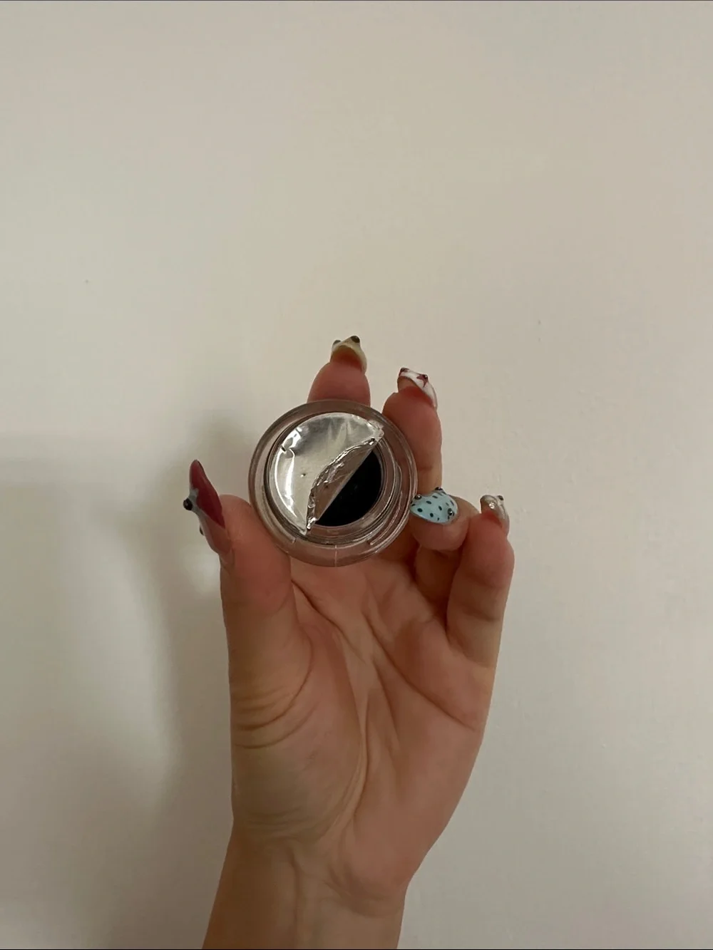 Morphe Gel Pot Liner in “Jet”